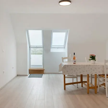 Am Birnbaum Lejlighed